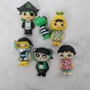 6 Ryans World Figure Lot Collection Toys Scuba Pirate Frog Pineapple Glasses C